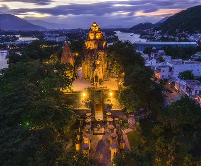 10 điểm hút khách của Nha Trang